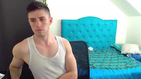 incubus_couple1 online show from 02/14/25, 11:53