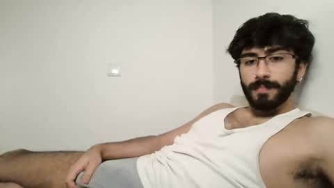 Snapshot of incubusszz chatting on 10/03/25, 01:35 incubus online show from 10/03/25, 01:35