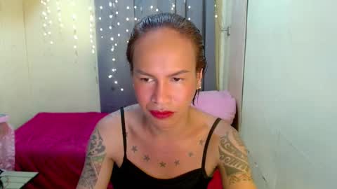 Snapshot of indaypakay_ts chatting on 01/06/25, 05:41 Pakay online show from 01/06/25, 05:41