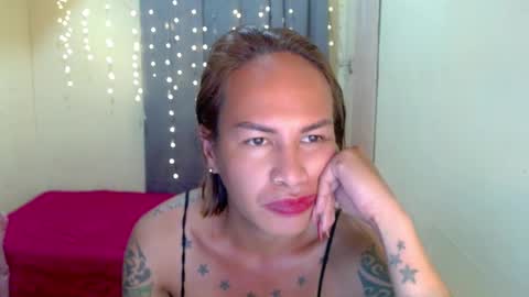 Snapshot of indaypakay_ts chatting on 01/09/25, 03:15 Pakay online show from 01/09/25, 03:15