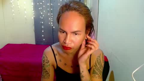 Snapshot of indaypakay_ts chatting on 01/15/25, 12:15 Pakay online show from 01/15/25, 12:15