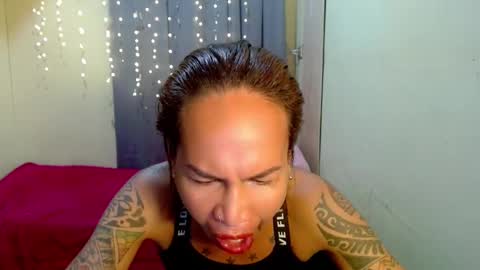 Snapshot of indaypakay_ts chatting on 01/31/25, 07:39 Pakay online show from 01/31/25, 07:39