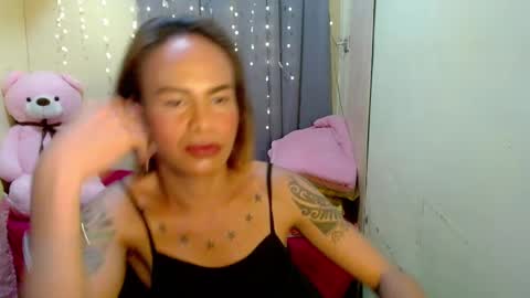 Snapshot of indaypakay_ts chatting on 02/15/25, 02:47 Pakay online show from 02/15/25, 02:47