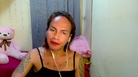 Snapshot of indaypakay_ts chatting on 03/12/25, 02:30 Pakay online show from 03/12/25, 02:30