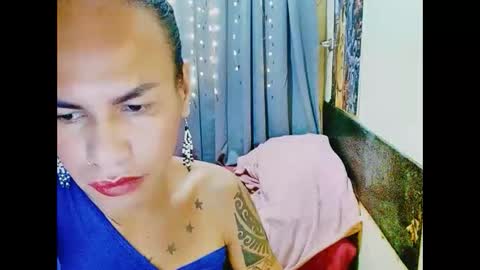 Snapshot of indaypakay_ts chatting on 10/25/25, 02:19 Pakay online show from 10/25/25, 02:19