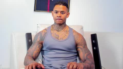 Snapshot of independent_project chatting on 10/31/25, 08:15 Jacobo online show from 10/31/25, 08:15