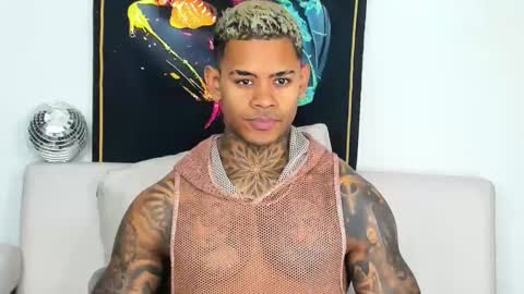 Snapshot of independent_project chatting on 01/12/26, 08:30 Jacobo online show from 01/12/26, 08:30