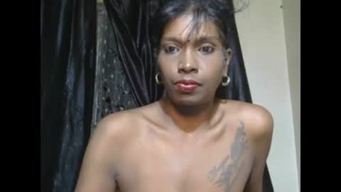 Snapshot of indian_blossom chatting on 02/04/25, 10:24 Denise online show from 02/04/25, 10:24