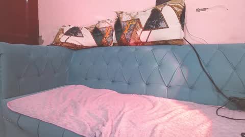 Parul online show from 11/19/25, 10:04