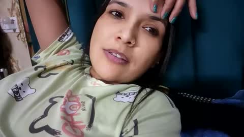 Snapshot of indian_meenakshi_69 chatting on 05/14/26, 11:22 priya online show from 05/14/26, 11:22