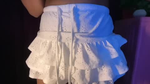 Raya  online show from 04/11/26, 09:57