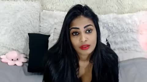 Jazmin online show from 05/15/26, 11:01