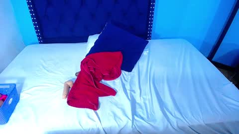 Snapshot of indian_whore18 chatting on 01/15/25, 04:57 indian_whore18 online show from 01/15/25, 04:57