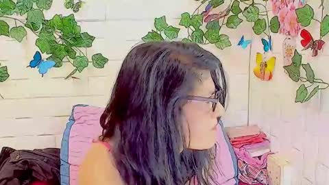 Snapshot of indianallure chatting on 09/25/25, 06:50 Femiez online show from 09/25/25, 06:50