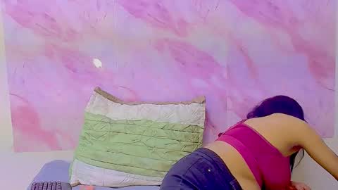 Snapshot of indianallure chatting on 10/24/25, 07:16 Femiez online show from 10/24/25, 07:16