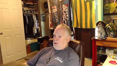 Snapshot of indianapapa chatting on 09/21/25, 10:44 Papa online show from 09/21/25, 10:44