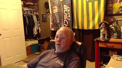 Snapshot of indianapapa chatting on 09/22/25, 10:50 Papa online show from 09/22/25, 10:50