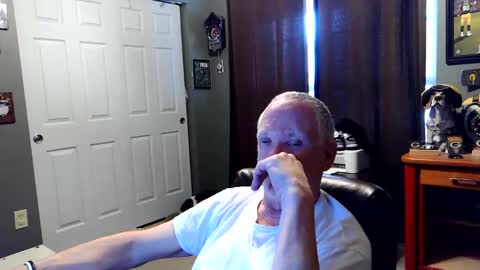 Papa online show from 11/19/25, 07:25