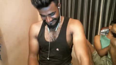 Snapshot of indianbull2023 chatting on 06/07/26, 03:49 indian slim boy with big for u online show from 06/07/26, 03:49