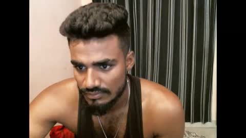 Snapshot of indianbull2023 chatting on 06/08/26, 03:29 indian slim boy with big for u online show from 06/08/26, 03:29