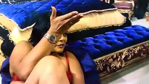 indiancherrypie online show from 10/25/25, 08:55