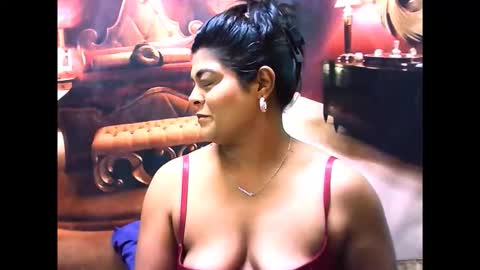 Snapshot of indiancherrypie chatting on 05/13/26, 06:11 indiancherrypie online show from 05/13/26, 06:11