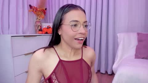 Snapshot of indiancutie_ chatting on 10/10/25, 05:56 MIA online show from 10/10/25, 05:56