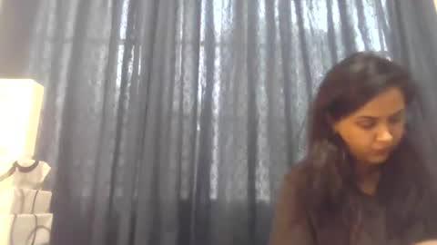 Snapshot of indiancutiexo chatting on 10/16/25, 05:19 indiancutiexo online show from 10/16/25, 05:19