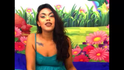 Lia online show from 10/25/25, 08:55