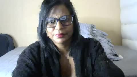 Snapshot of indiandreams_ chatting on 06/22/26, 09:06 Palavi online show from 06/22/26, 09:06