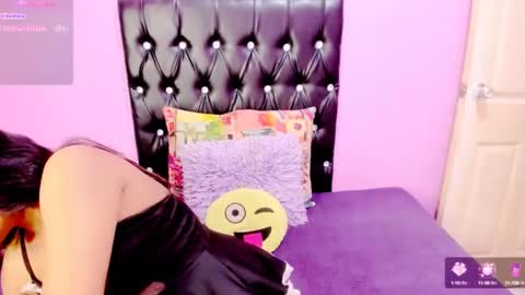 Snapshot of indianflame chatting on 02/03/25, 04:57 PARADISEQUEEN online show from 02/03/25, 04:57