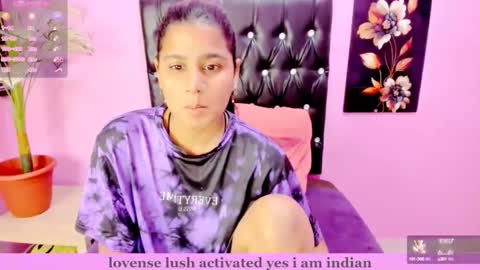 Snapshot of indianflame chatting on 09/11/25, 06:13 PARADISEQUEEN online show from 09/11/25, 06:13