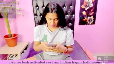 PARADISEQUEEN online show from 11/14/25, 06:17