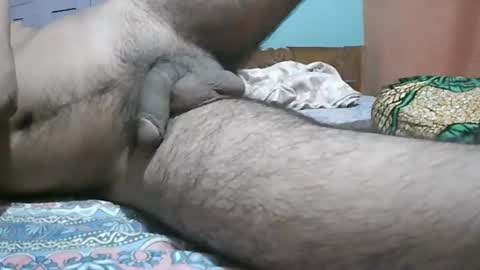 Indian Guy online show from 10/26/25, 09:59