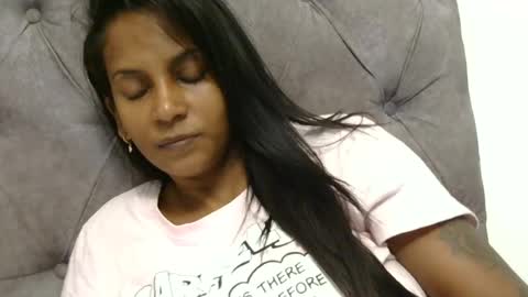 Snapshot of indianjasmin chatting on 07/04/26, 03:13 priya online show from 07/04/26, 03:13