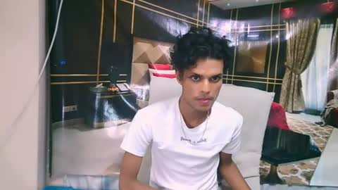 Snapshot of indianlipstickluna chatting on 07/15/26, 05:40 Bradz online show from 07/15/26, 05:40