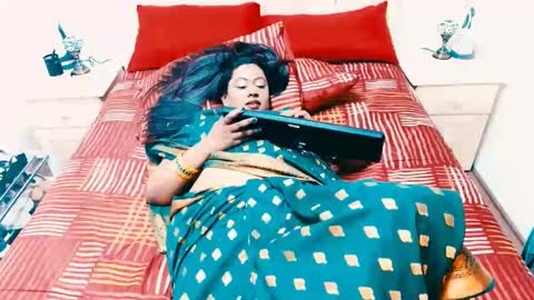 Snapshot of indianlust69 chatting on 09/22/25, 10:56 Amy online show from 09/22/25, 10:56