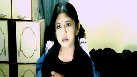 Snapshot of indianpleasures21 chatting on 07/15/26, 06:24 indianpleasures21 online show from 07/15/26, 06:24