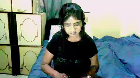 Snapshot of indianpleasures21 chatting on 07/20/26, 11:23 indianpleasures21 online show from 07/20/26, 11:23