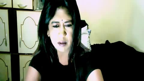 Snapshot of indianpleasures21 chatting on 07/26/26, 11:22 indianpleasures21 online show from 07/26/26, 11:22