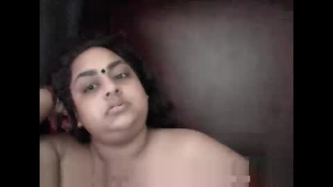 indianpooja1027 online show from 05/18/26, 08:31