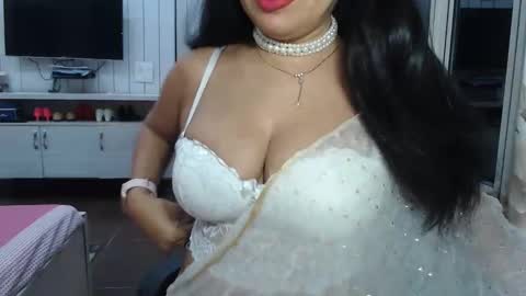 Radha online show from 04/19/26, 04:50