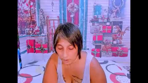 indianroxy27 online show from 11/30/25, 04:44