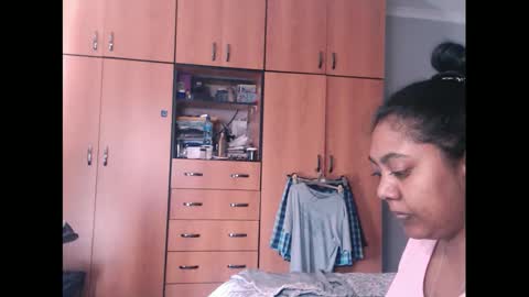 indianruby21 online show from 02/08/25, 08:42