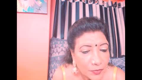 Snapshot of indiansarika65 chatting on 01/30/25, 04:45 indiansarika65 online show from 01/30/25, 04:45