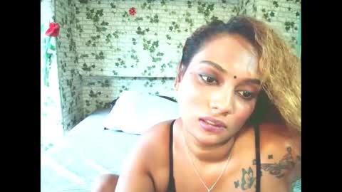 Snapshot of indiansecretlove20 chatting on 02/25/25, 08:36 goddess online show from 02/25/25, 08:36