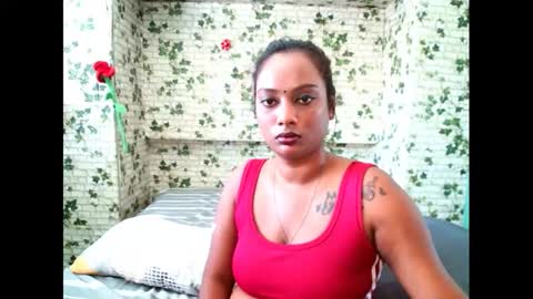 Snapshot of indiansecretlove20 chatting on 03/08/25, 12:09 goddess online show from 03/08/25, 12:09