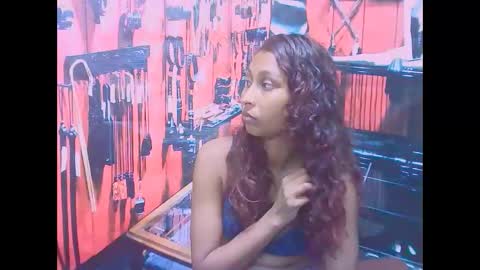 indiansexybutt4u2luv online show from 01/16/26, 06:50