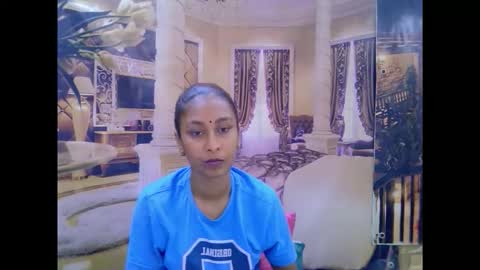 indiansexybutt4u2luv online show from 03/04/26, 06:08