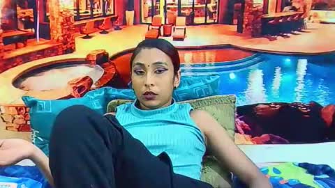 indiansexybutt4u2luv online show from 05/28/26, 06:43